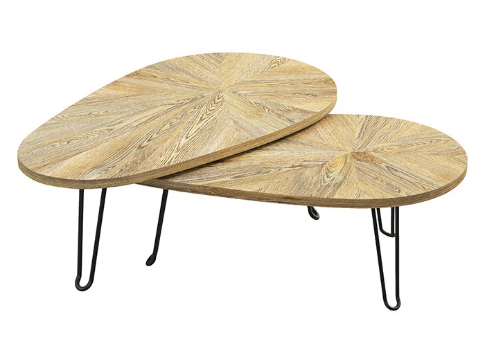 Gagnez de la place pour les collations avec des tables gigognes